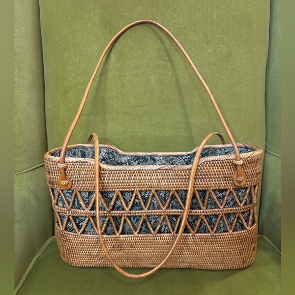 Handbags - Handcrafted Rattan Ata Bag